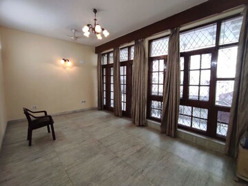 3 BHK Builder Floor For Rent in Shivalik Colony