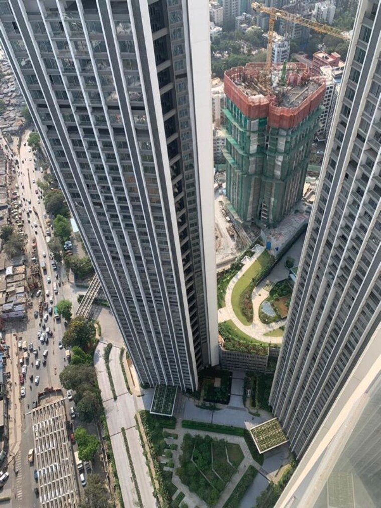 Exterior View, oberoi-sky-city 3 Bedroom 1100 Sq.Ft. Apartment In Borivali East Mumbai 9946654