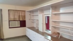 Room in 2 BHK Independent House at Sector 10 – for Rent
