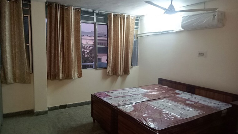 Bedroom, sector 10 2 Bedroom 4500 Sq.Ft. Independent House In Sector 10 Chandigarh 9946673