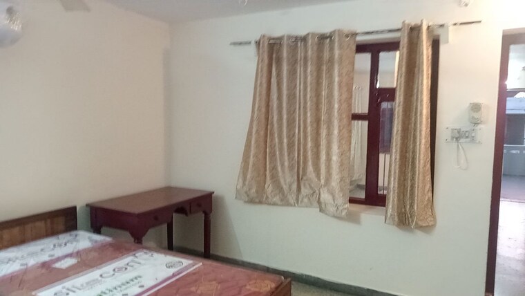 Bedroom, sector 10 2 Bedroom 4500 Sq.Ft. Independent House In Sector 10 Chandigarh 9946673