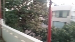 Swimming Pool in 2 BHK Independent House at Sector 10 – for Rent