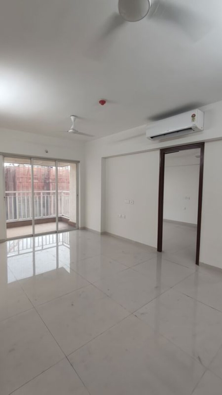 Room, lodha-amara 2 Bedroom 882 Sq.Ft. Apartment In Kolshet Road Thane 9946709