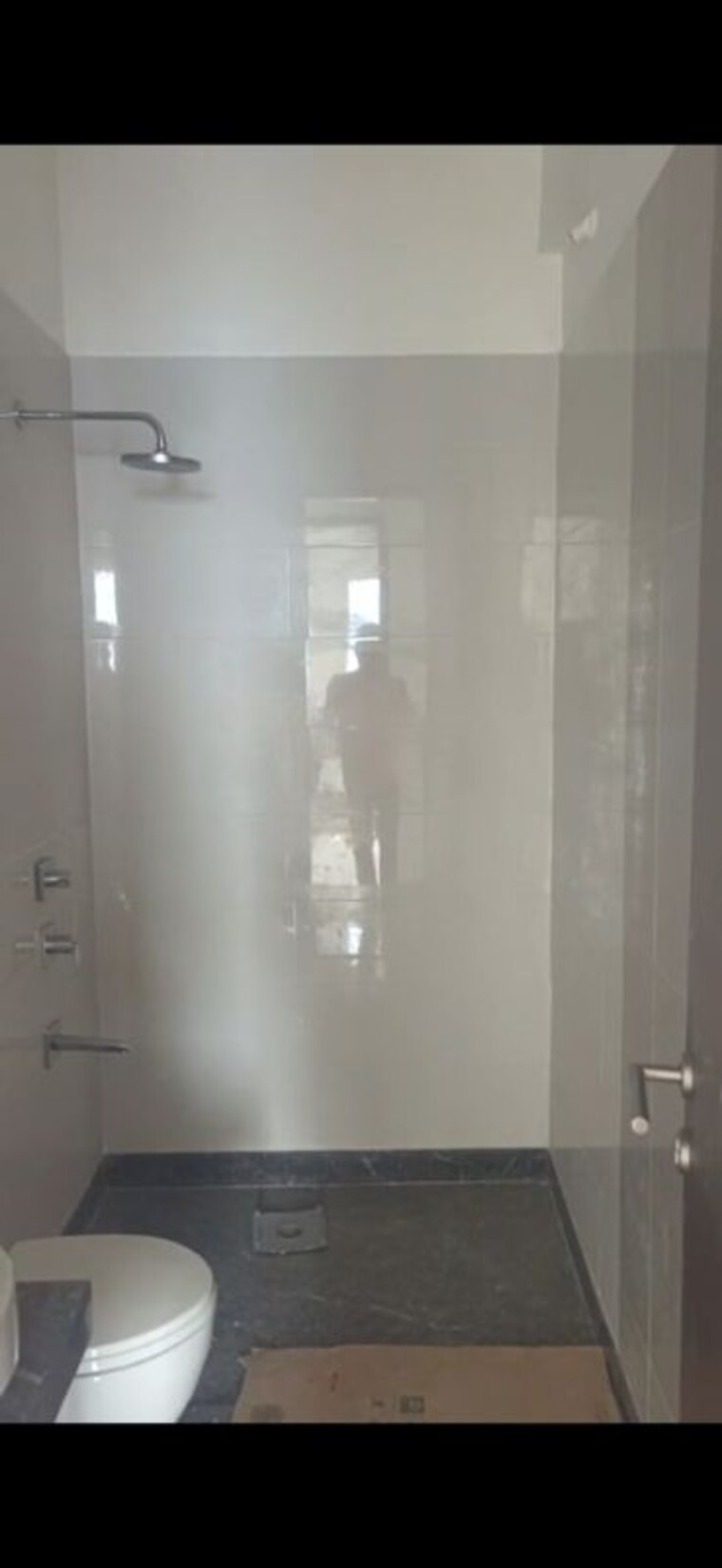 Bathroom, kalpataru-radiance 3 Bedroom 1300 Sq.Ft. Apartment In Goregaon West Mumbai 9946714