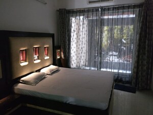 Bedroom in 6+ BHK Villa at RWA Apartments Sector 50, Sector 50 – for Sale