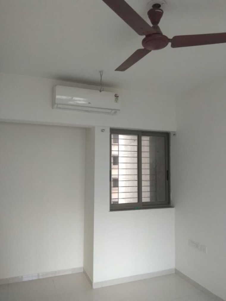 Room, lodha-splendora 1 Bedroom 451 Sq.Ft. Apartment In Ghodbunder Road Thane 9946727