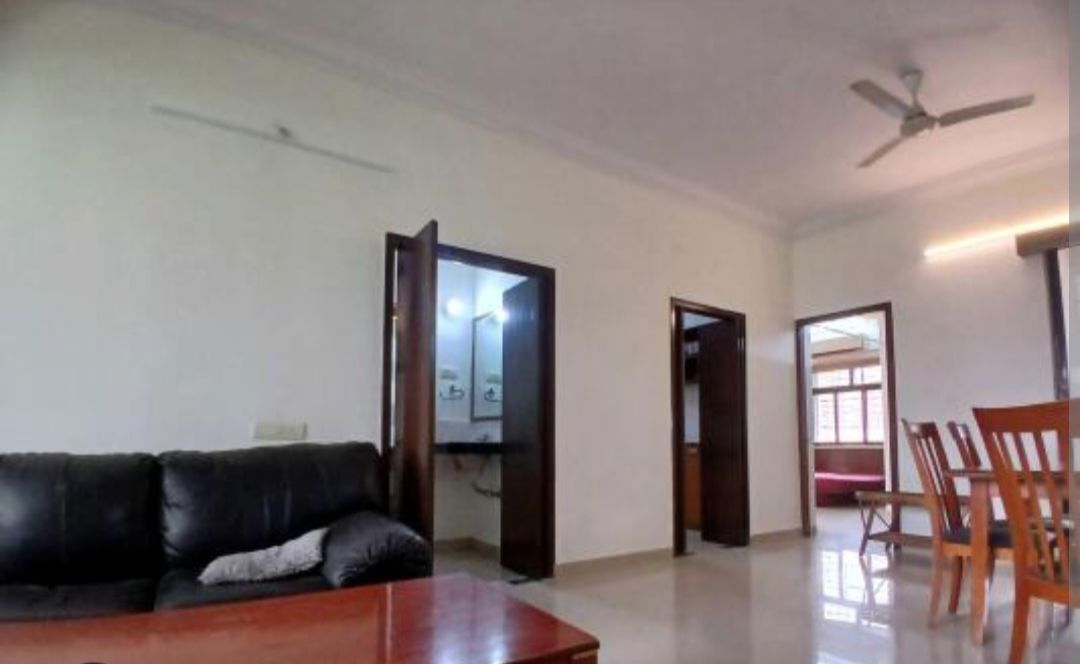 3.5 BHK Apartment For Rent in Meera Tower