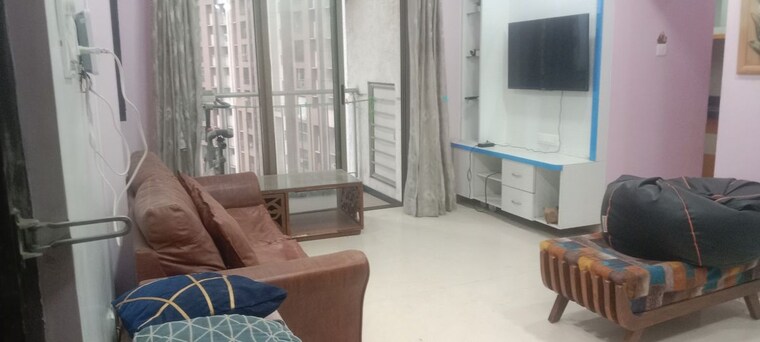 Kitchen, lodha-splendora 2 Bedroom 771 Sq.Ft. Apartment In Ghodbunder Road Thane 9946733