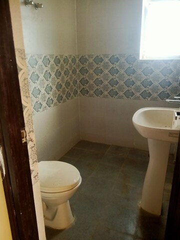 Bathroom in 3 BHK Apartment at Sanjar Gold, Vrindavan Yojna – for Sale