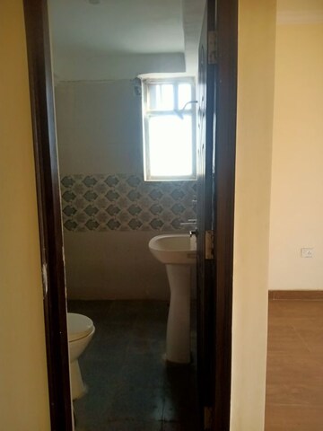 Bathroom in 3 BHK Apartment at Sanjar Gold, Vrindavan Yojna – for Sale
