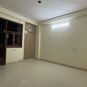 Room in 1 BHK Builder Floor at Palm Residency Chhatarpur, Rajpur Khurd Extension – for Rent