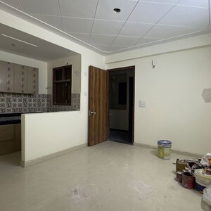 Living Room in 1 BHK Builder Floor at Palm Residency Chhatarpur, Rajpur Khurd Extension – for Rent