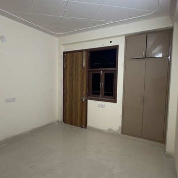 Room in 1 BHK Builder Floor at Palm Residency Chhatarpur, Rajpur Khurd Extension – for Rent