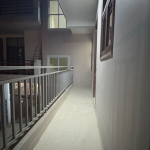 Balcony in 1 BHK Builder Floor at Palm Residency Chhatarpur, Rajpur Khurd Extension – for Rent