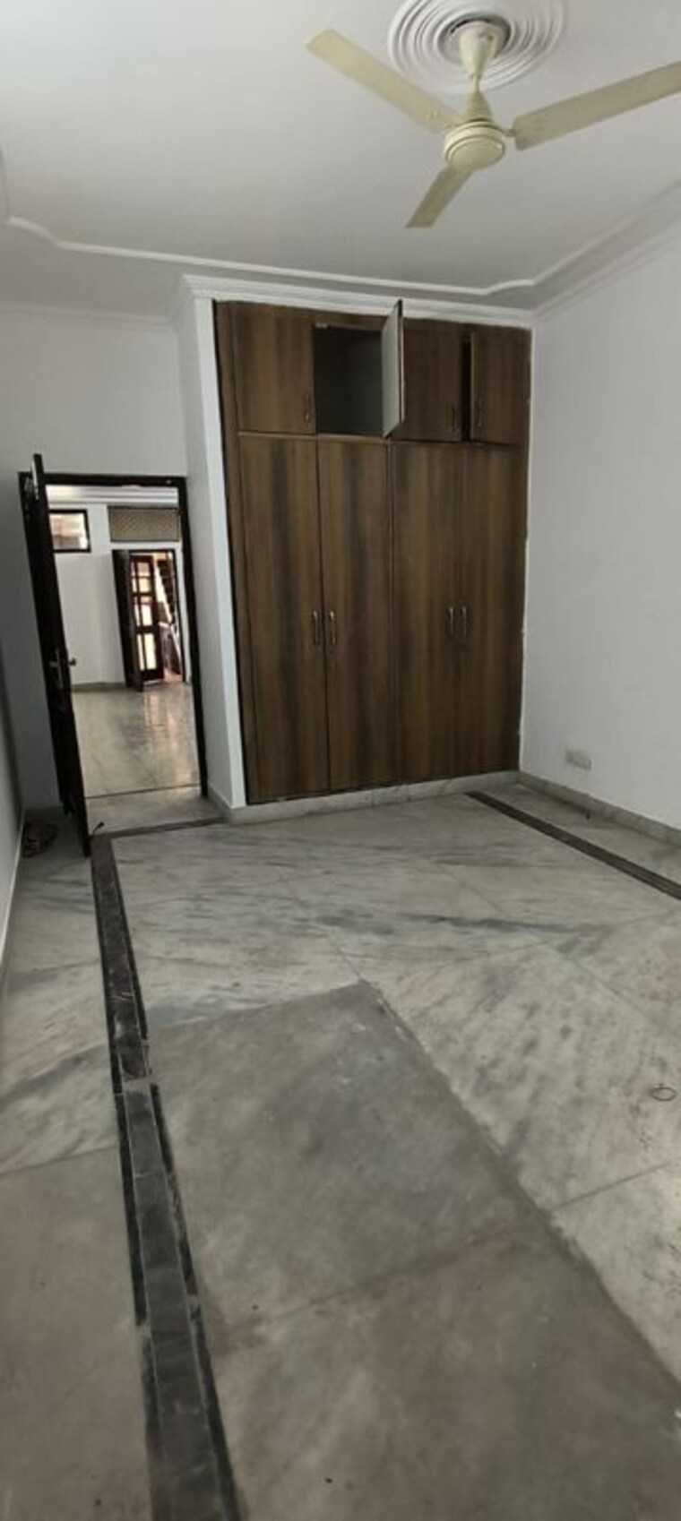 Room, rwa-apartments-sector-50 3 Bedroom 3000 Sq.Ft. Builder Floor In Sector 50 Noida 9946777