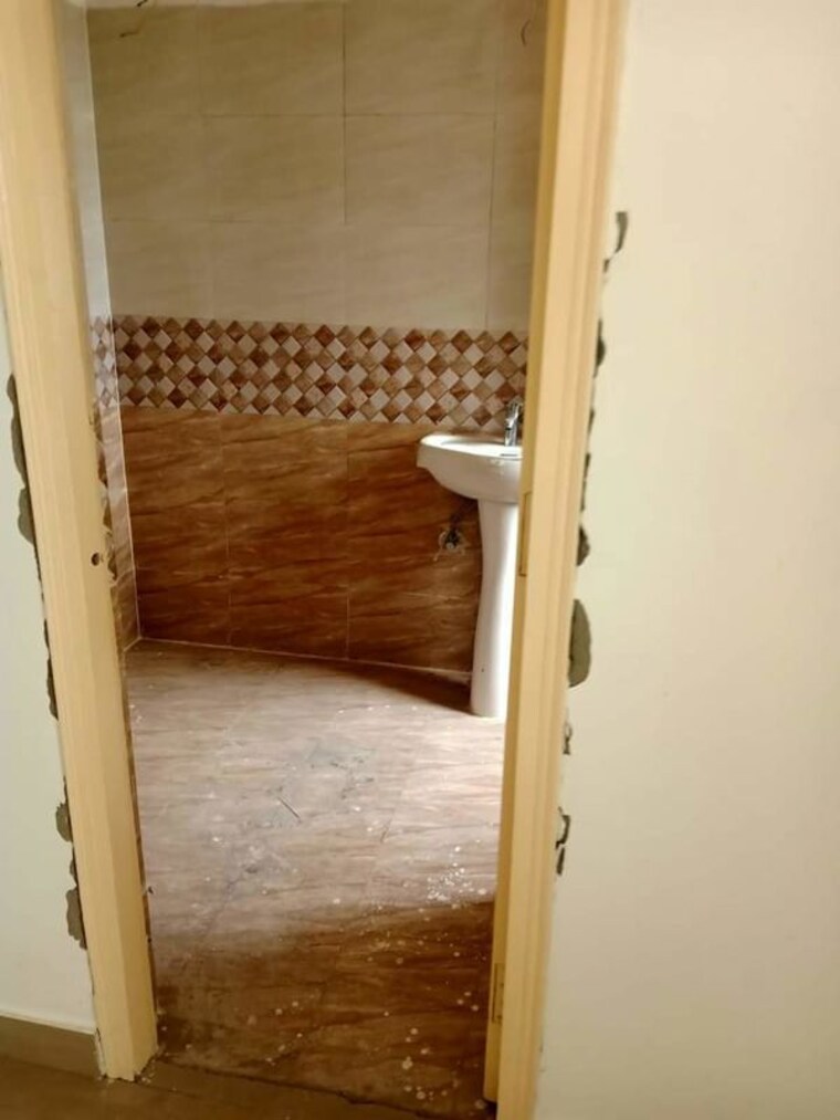 Bathroom, vrindavan yojna 4 Bedroom 2250 Sq.Ft. Apartment In Vrindavan Yojna Lucknow 9946789