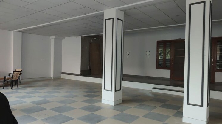 Room, gomti nagar 1 Bedroom 1250 Sq.Ft. Independent House In Gomti Nagar Lucknow 9946819