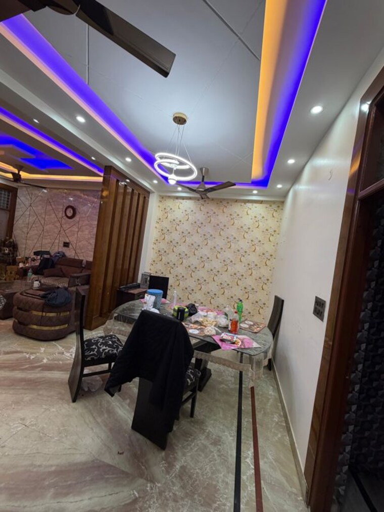 Living Room, vasundhara sector 13 3 Bedroom 220 Sq.Yd. Builder Floor In Vasundhara Sector 13 Ghaziabad 9946820