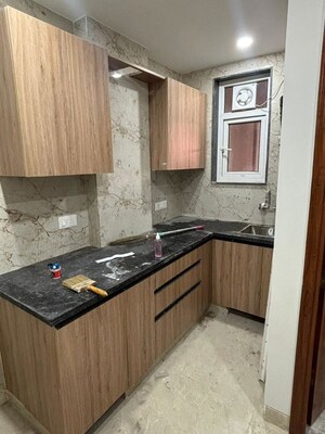 Kitchen in 2 BHK Builder Floor at Sector 52 – for Rent