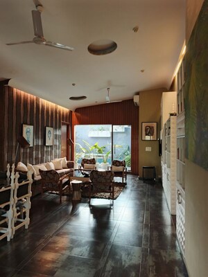 Living Room in 6+ BHK Builder Floor at Friends Colony – for Rent