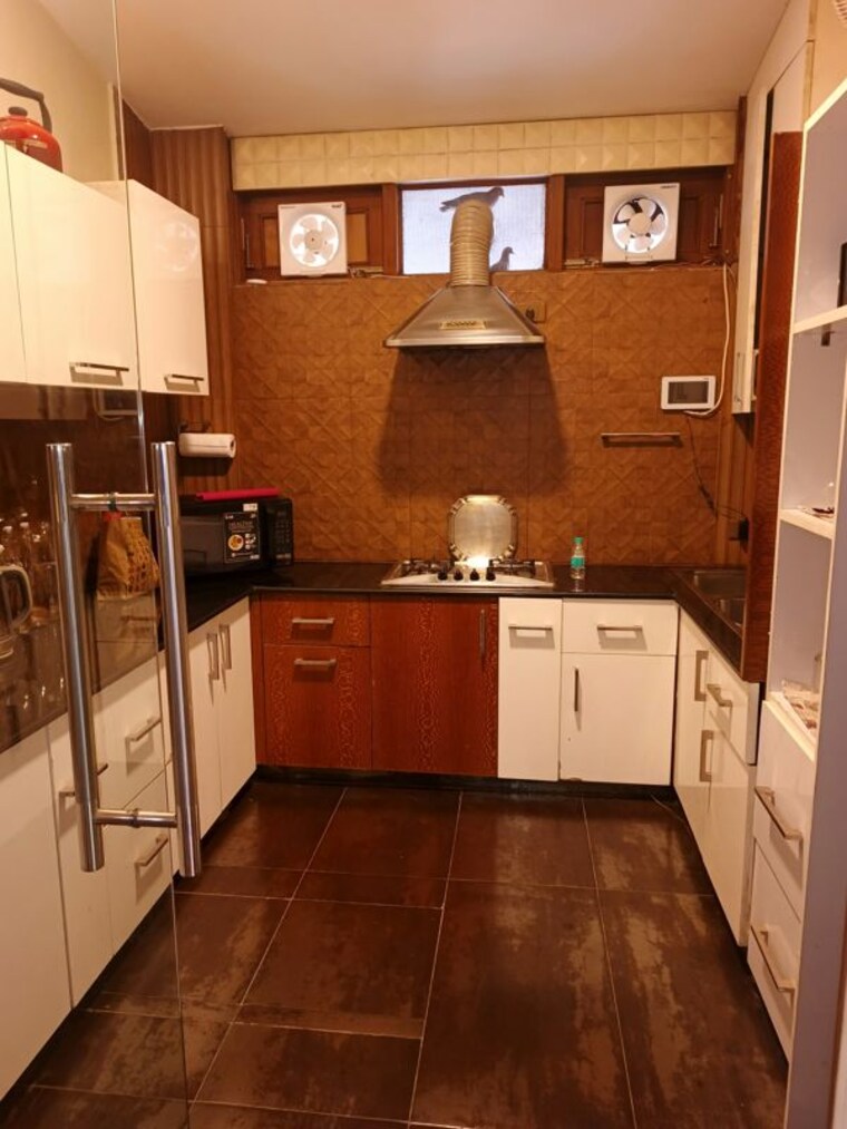 Kitchen, friends colony 6+ Bedroom 5500 Sq.Ft. Builder Floor In Friends Colony Delhi 9946893