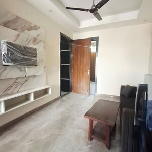 Living Room in 2 BHK Builder Floor at Sector 31 – for Rent