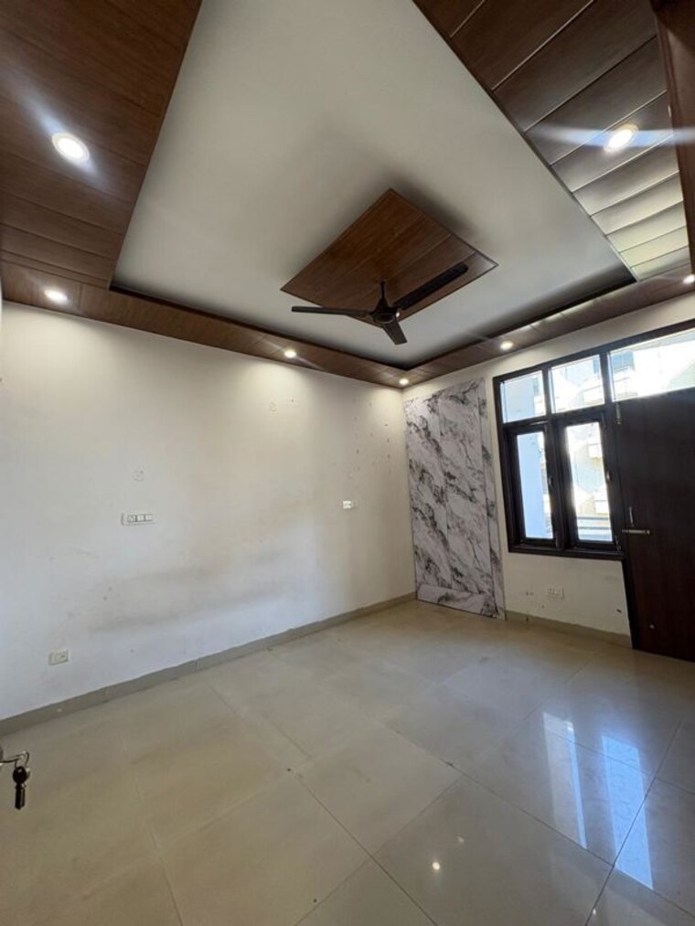 Room, dhakoli 2.5 Bedroom 1153 Sq.Ft. Apartment In Dhakoli Zirakpur 9946917