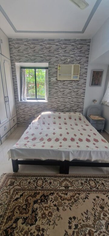 Bedroom in 2 BHK Apartment at Belscot Chs Ltd, Andheri West – for Rent