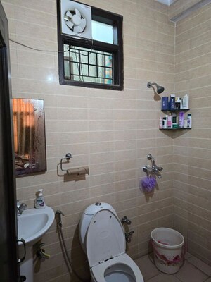 Bathroom in 2 BHK Builder Floor at Sector 52 – for Rent