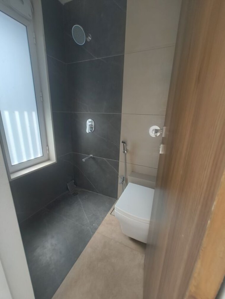 Bathroom, mahavir-arham-vardham 2 Bedroom 750 Sq.Ft. Apartment In Chembur Mumbai 9946969