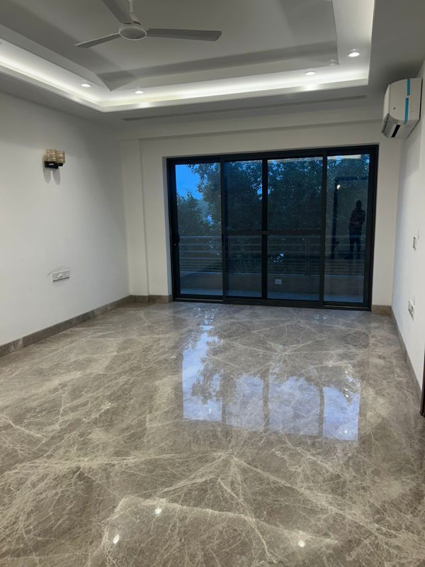 4 BHK + Servant Room Builder Floor For Sale in Vasant Vihar