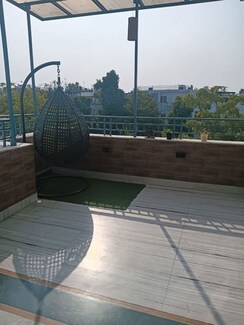 1.5 BHK + Pooja Room Builder Floor For Rent in Chittaranjan Park