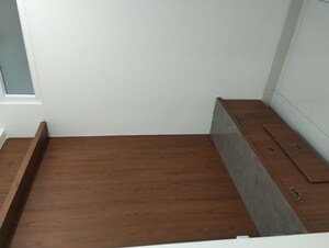 Room in 3 BHK Apartment at Rajapushpa Provincia, Narsingi – for Rent