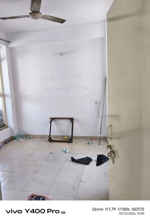 Bathroom in 1 BHK Apartment at Auric City Homes, Sector 82 – for Rent