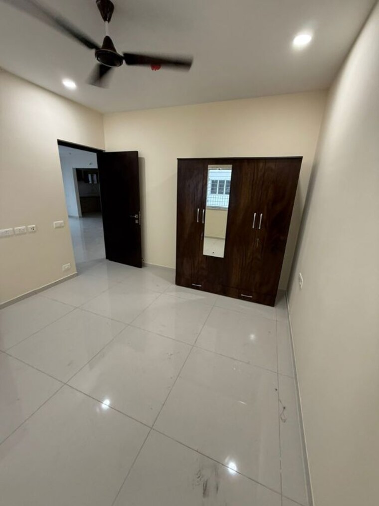 Room, rajapushpa-provincia 3 Bedroom 2020 Sq.Ft. Apartment In Narsingi Hyderabad 9939877