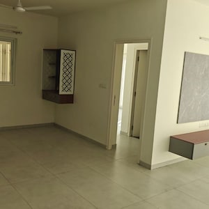 Room in 3 BHK Apartment at Casagrand Boulevard, Chikkagubbi Village – for Rent