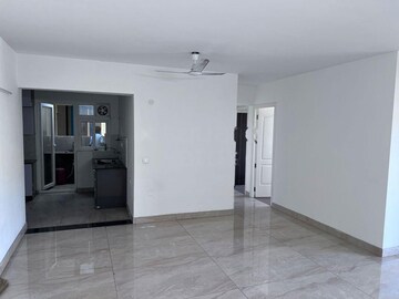 Room in 3 BHK Apartment at Sterling Ascentia, Bellandur – for Rent