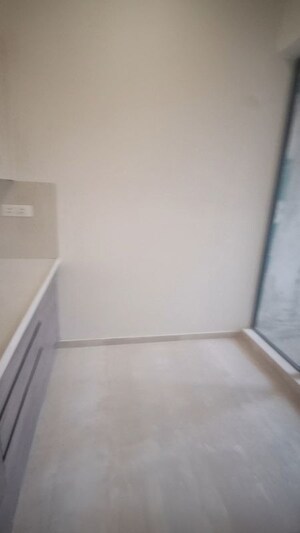Room in 3 BHK Apartment at Prabhakar Esquina Private Residence, Oshiwara – for Sale