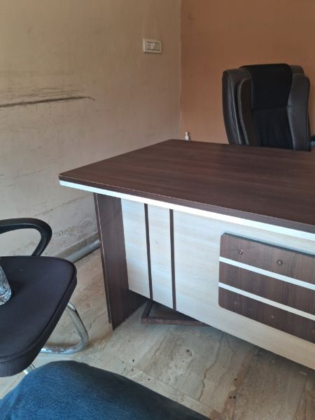 Retail Shop For Rent in Sector 23