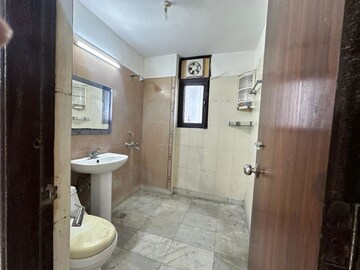 Bathroom in 3 BHK Apartment at Sector 7 Dwarka – for Rent