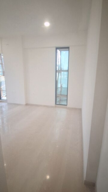 Room in 6 BHK Apartment at Prabhakar Esquina Private Residence, Oshiwara – for Sale