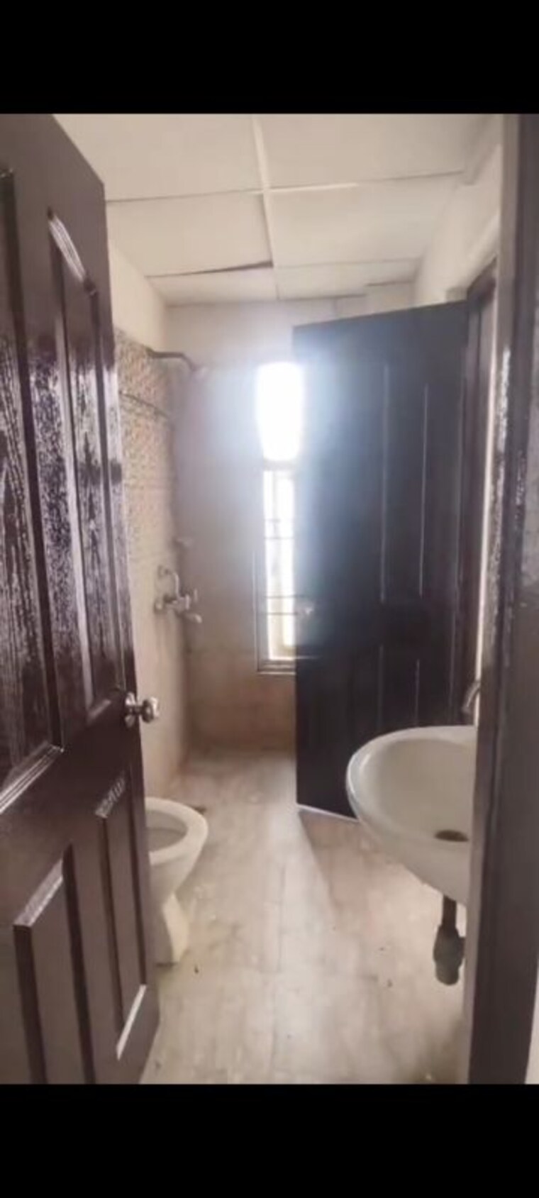 Bathroom, rishabh-cloud-9 2 Bedroom 930 Sq.Ft. Apartment In Sector 1 Vaishali Ghaziabad 9947293