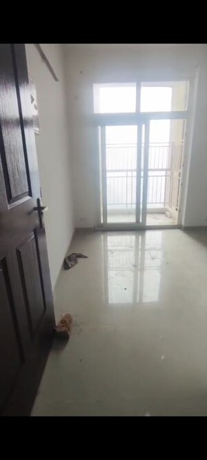  2 BHK Apartment at Rishabh Cloud 9, Sector 1 Vaishali – for Sale