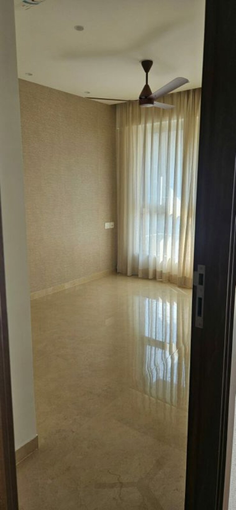 Room, hiranandani-highland 3 Bedroom 789 Sq.Ft. Apartment In Powai Mumbai 9947328