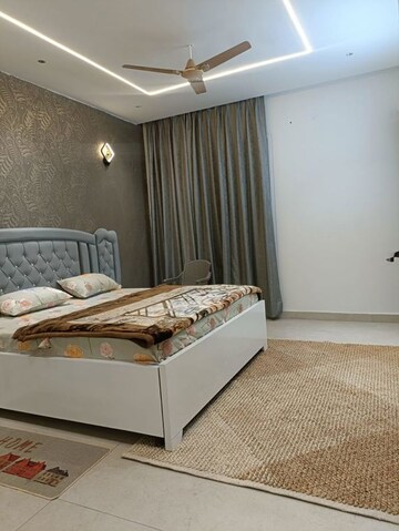 Bedroom in 3.5 BHK Apartment at Aerocity – for Rent