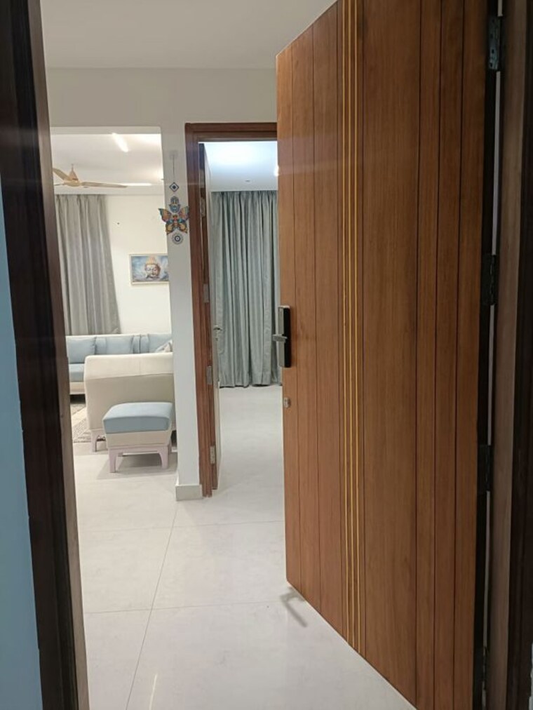 Entrance, aerocity 3.5 Bedroom 2250 Sq.Ft. Apartment In Aerocity Mohali 9934589