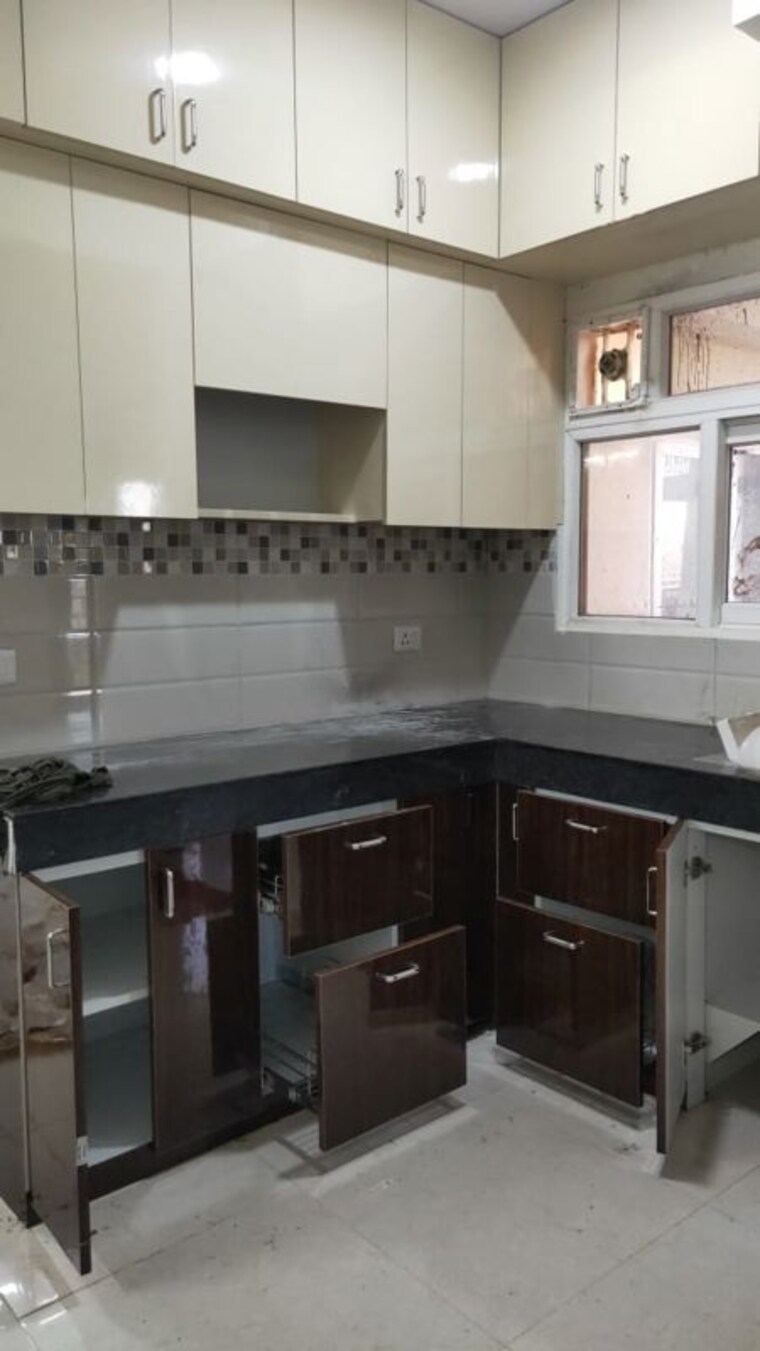 Kitchen, signature-global-orchard-avenue 2 Bedroom 750 Sq.Ft. Apartment In Sector 93 Gurgaon 9947340