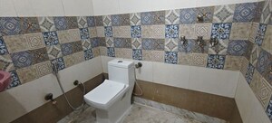 Master Bedroom in 2 BHK Builder Floor at Mayur Vihar – for Rent