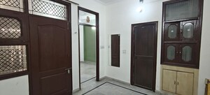 Room in 2 BHK Builder Floor at Mayur Vihar – for Rent