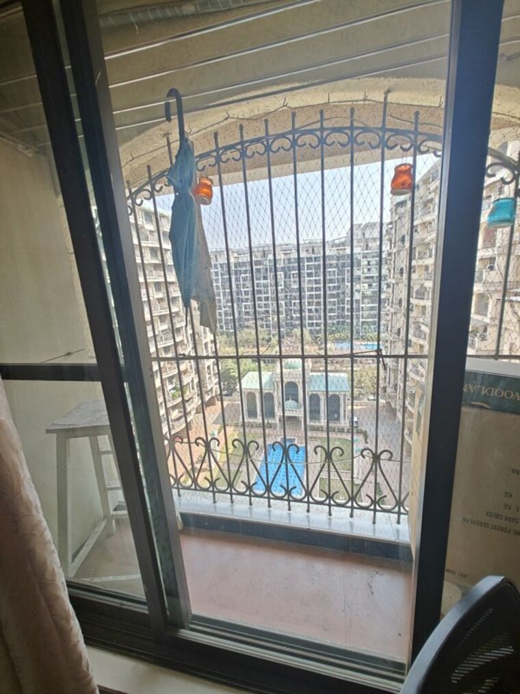 Balcony, tharwani-rosewood-heights 3 Bedroom 1550 Sq.Ft. Apartment In Kharghar Sector 10 Navi Mumbai 9947365